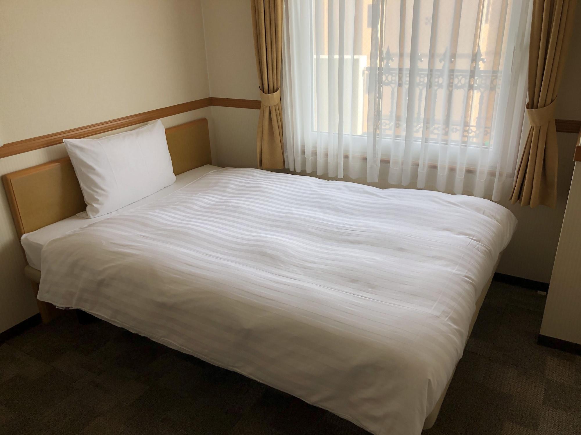 Toyoko Inn Osaka Hankyu Juso-Eki Nishi-Guchi No.1 Exterior photo