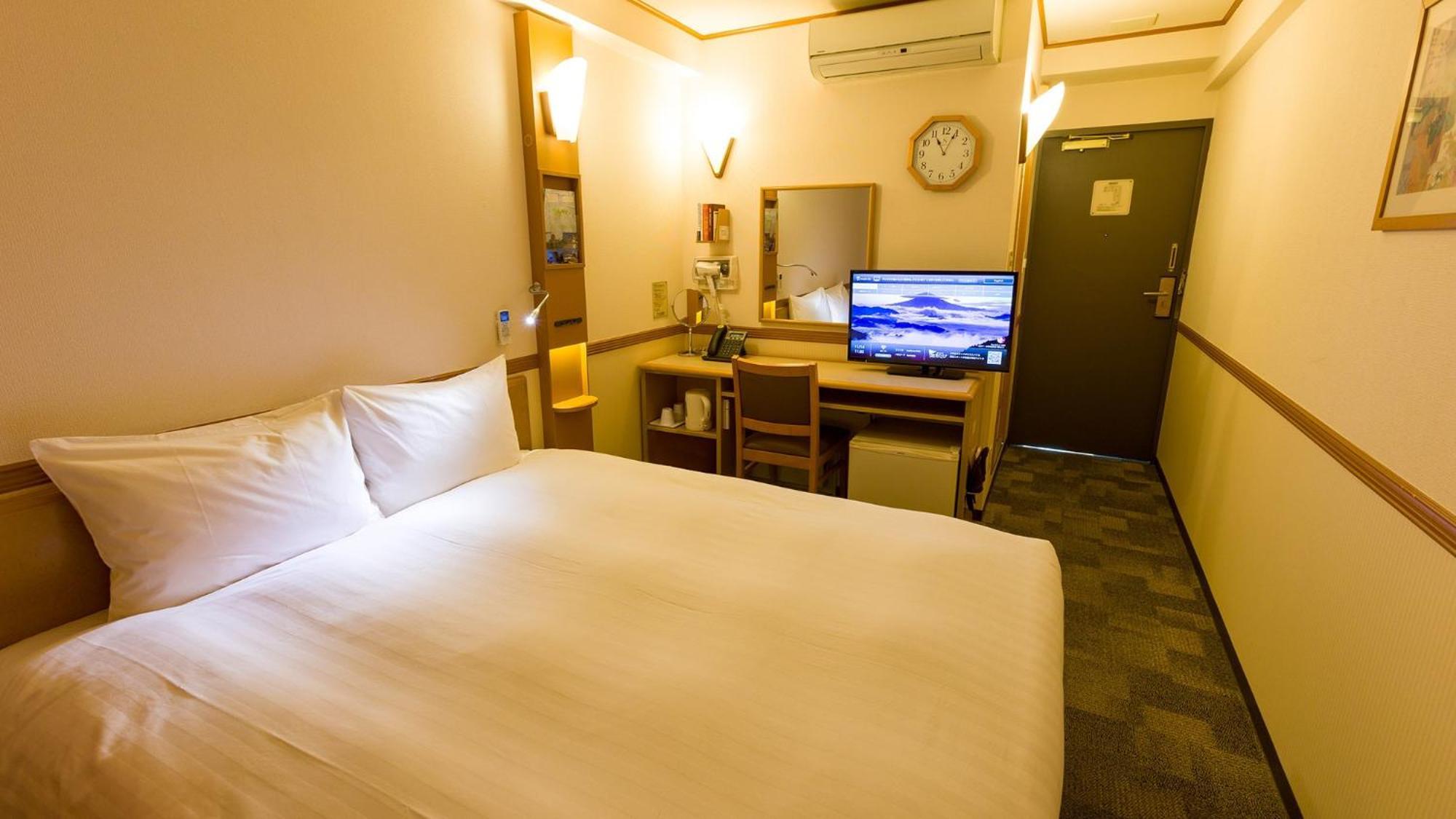 Toyoko Inn Osaka Hankyu Juso-Eki Nishi-Guchi No.1 Room photo